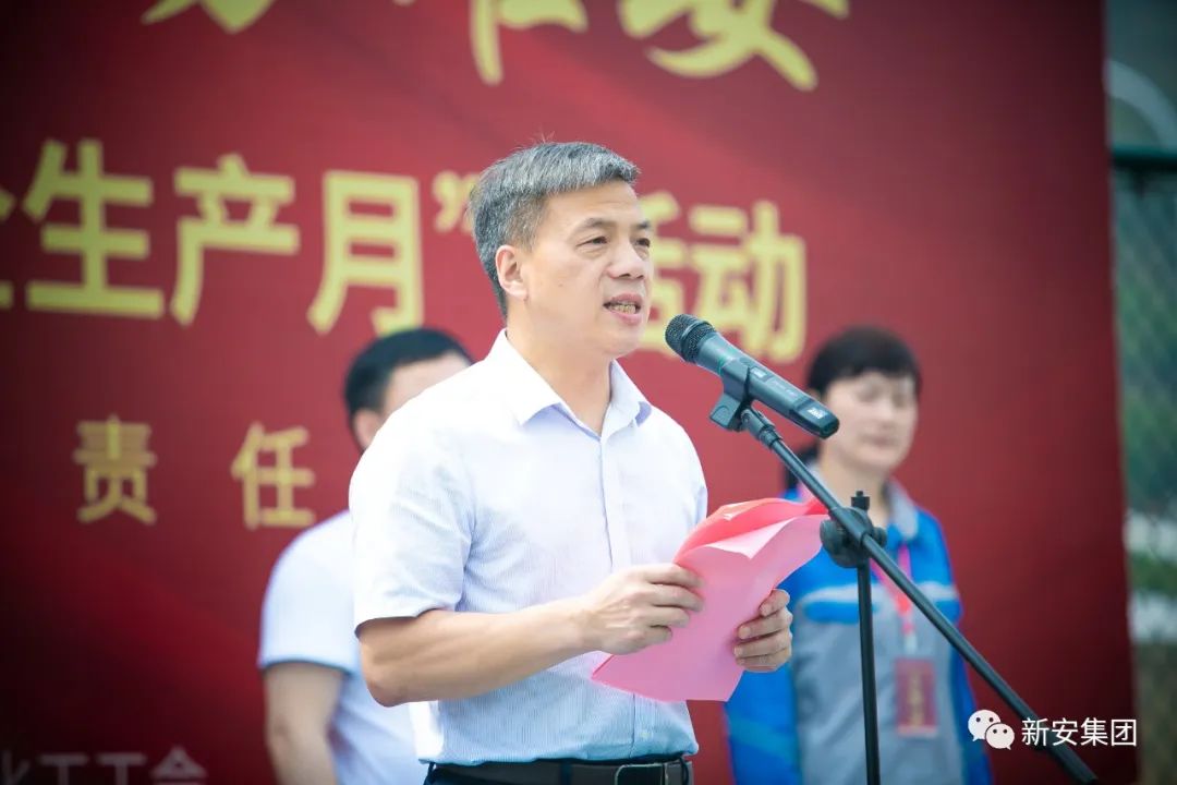 16558892218379130rGX.jpg 香港六和全年资料大全